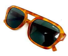 Cargar imagen en el visor de la galería, Gafas de sol de alta gama CALELA - VE68418 HONEY